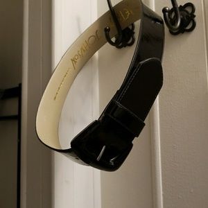 Very hot black patent 100% real leather belt